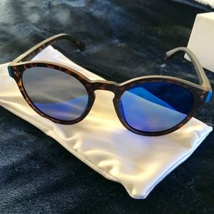 Polariod brand sunglasses